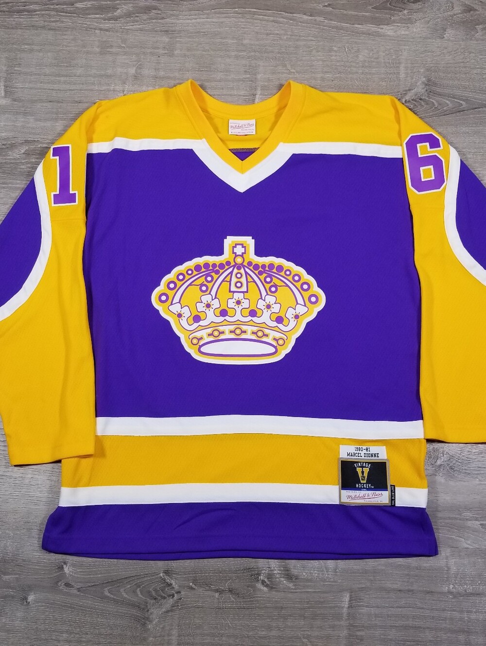 Vintage Los Angeles KINGS Marcel Dionne NHL Hockey Jersey 1980-88 Purple Yellow